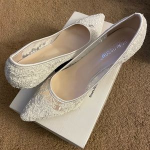 Small Heel White Lace Pump